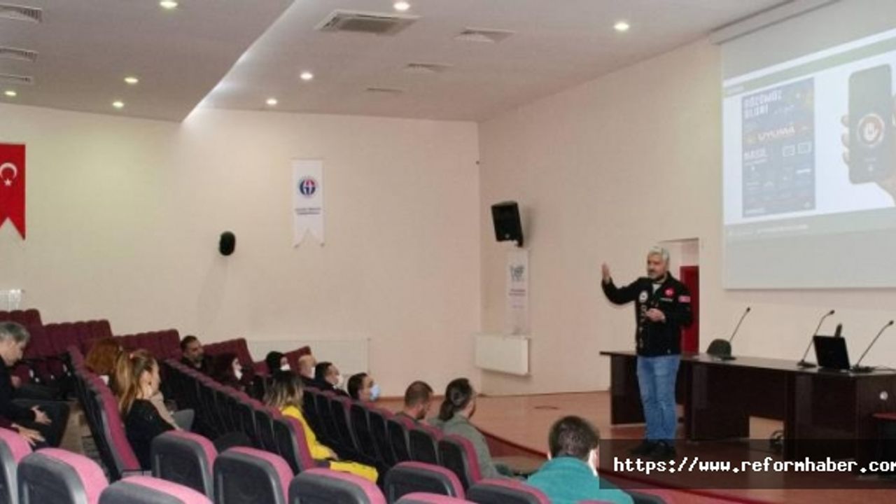 Oğuzeli MYO’da “En İyi Narkotik Polisi Anne” konferansı