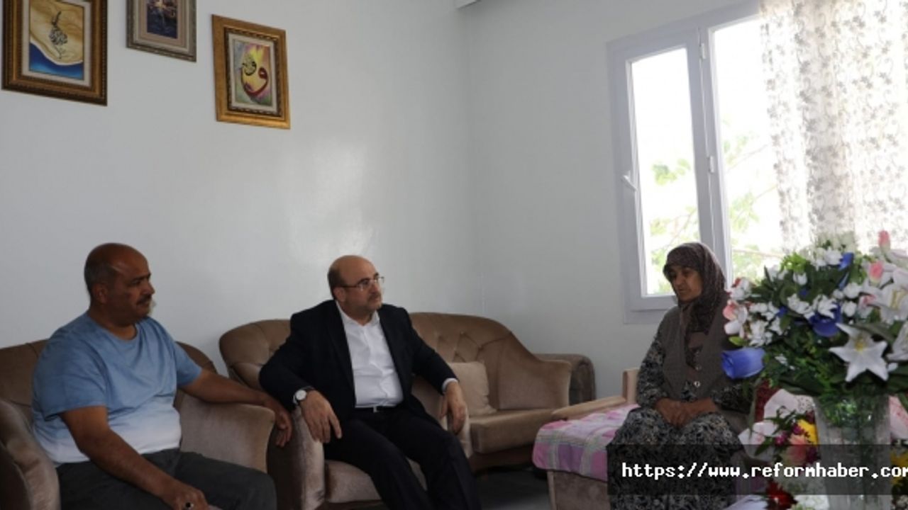 Belediye Başkanı Sarı'dan şehit ailelerine ziyaret