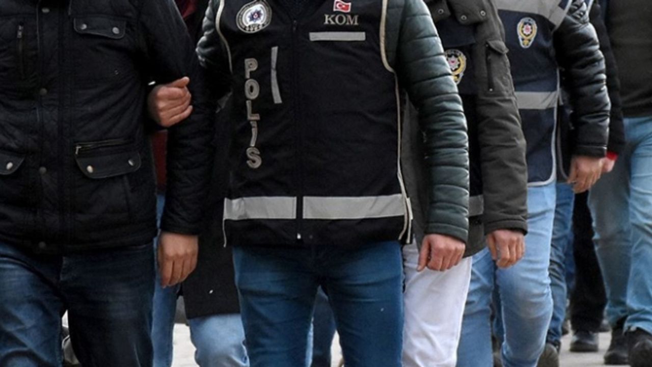 Gaziantep merkezli 2 ildeki kaçakçılık operasyonunda 3 şüpheli tutuklandı