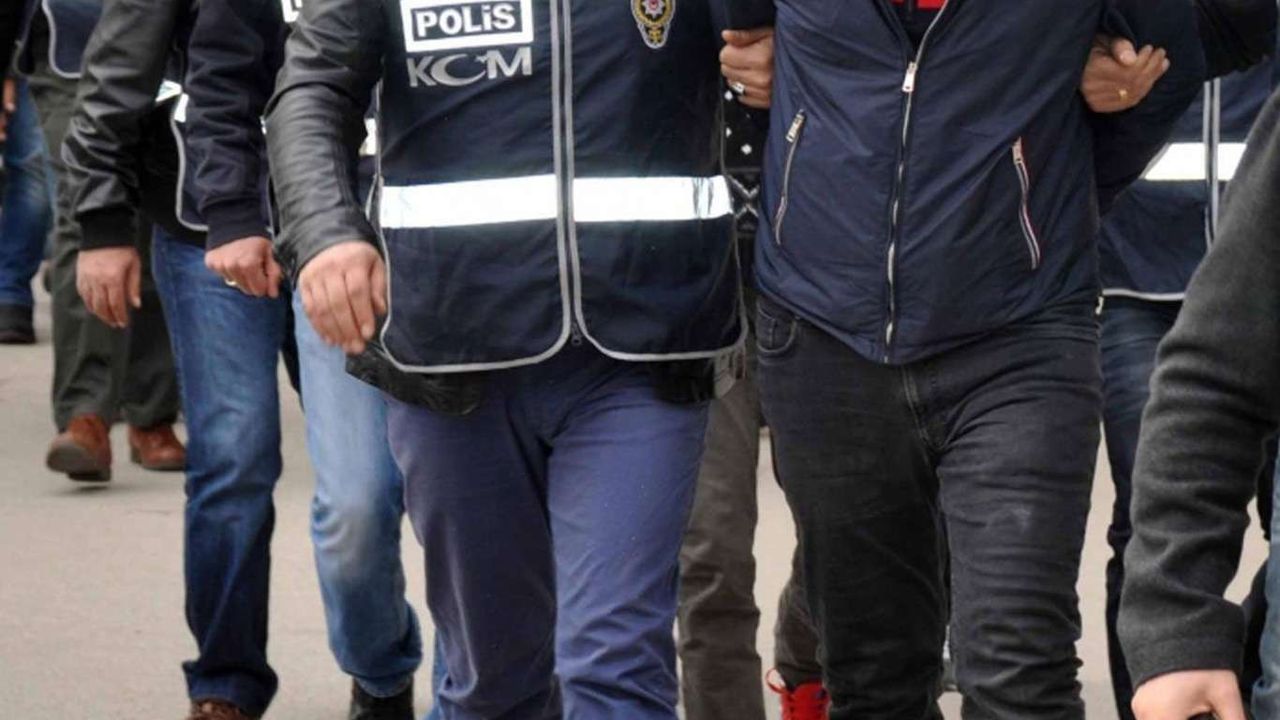Gaziantep'te terör örgütü PKK/YPG'ye yönelik operasyonda 9 kişi yakalandı