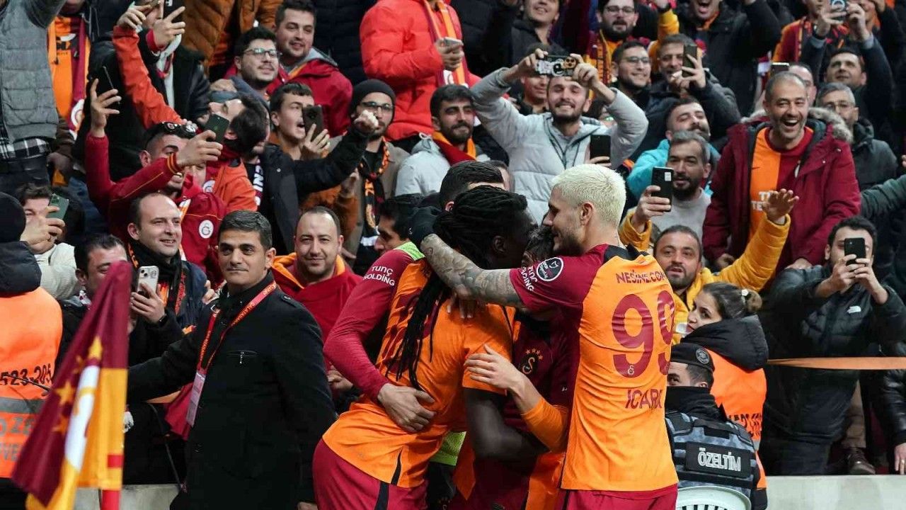 Galatasaray’dan üst üste 10. galibiyet