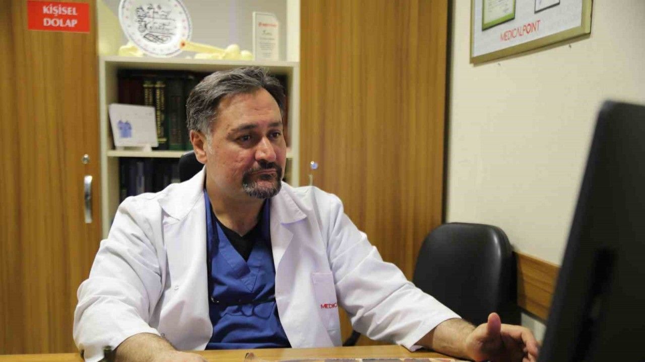 Gaziantep'te 2 doktor sarsıntılara rağmen 20 saatte 50 depremzedeyi ameliyat etti