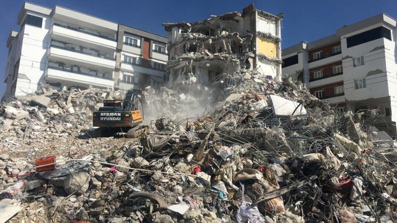 Gaziantep Nurdağı'nda yıkılan otelin müteahhidi de bakın kim çıktı!