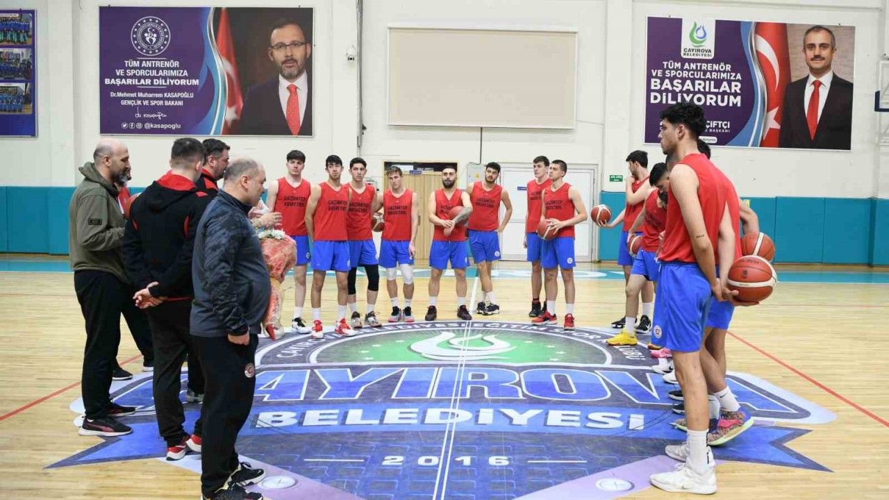 Çayırova Belediyesi Basketbol Takımı Doğa Koleji Gaziantep Basketbol'e rakibine kapılarını açtı