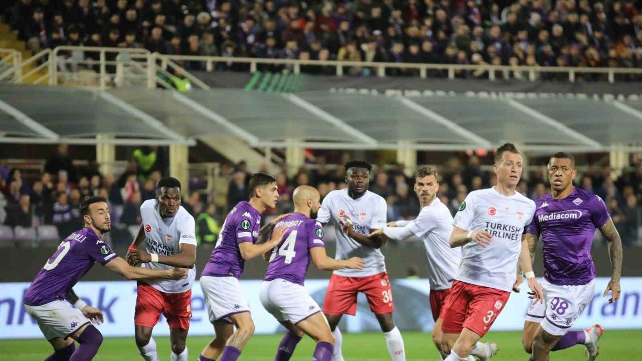 UEFA Avrupa Konferans Ligi: Fiorentina: 1 - Sivasspor: 0 (Maç sonucu)