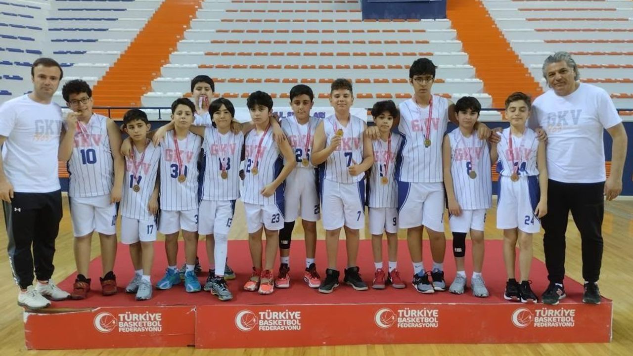 Gaziantep Kolej Vakfı Türkiye Yarı Finallerinde