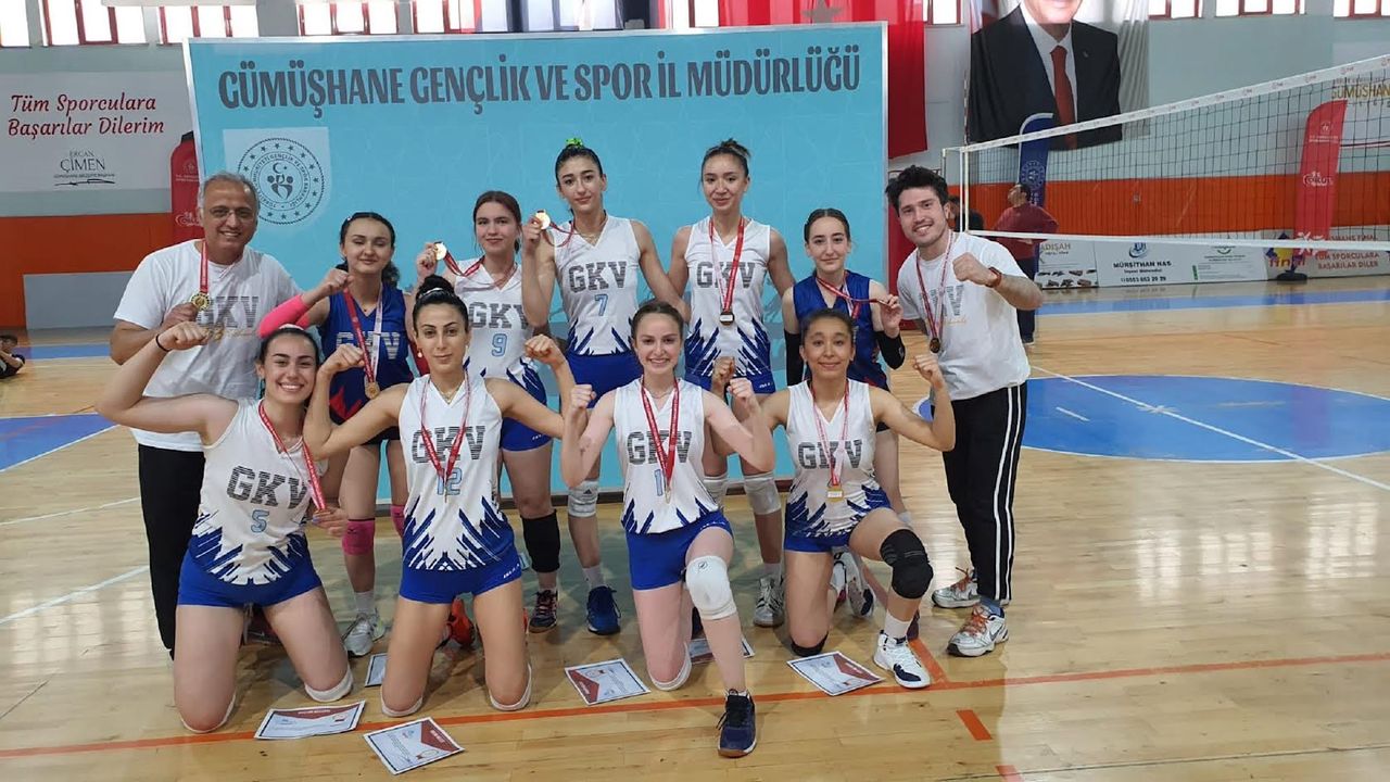 Gaziantep Kolej Vakfı Voleybol ’da Türkiye Finallerinde