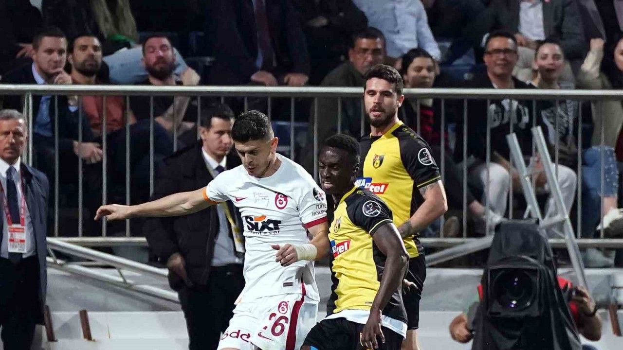 Spor Toto Süper Lig: İstanbulspor: 0 - Galatasaray: 2 (Maç sonucu)