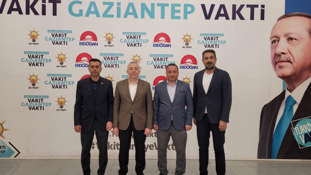 AK Parti Gaziantep İl Başkanlığı’nda Seçim Değerlendirme Toplantısı Yapıldı