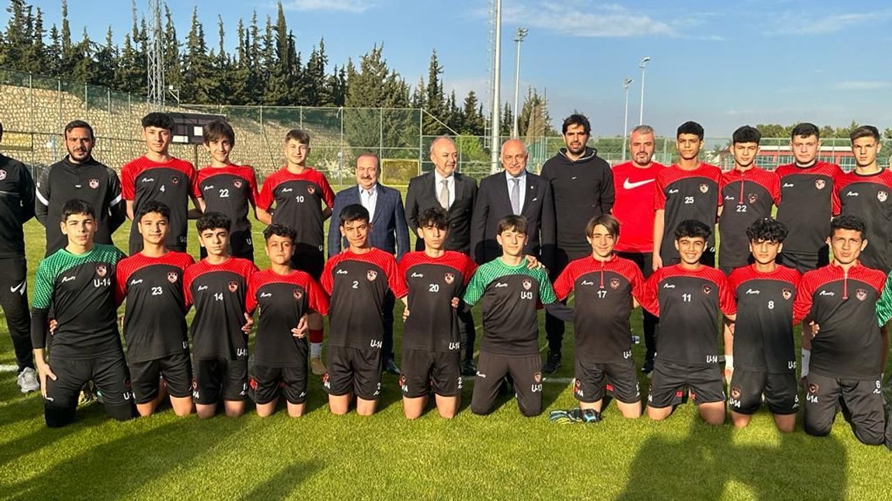 Gaziantep FK, Spor Toto Süper Lig'e Başvuru Gerçekleştirdi