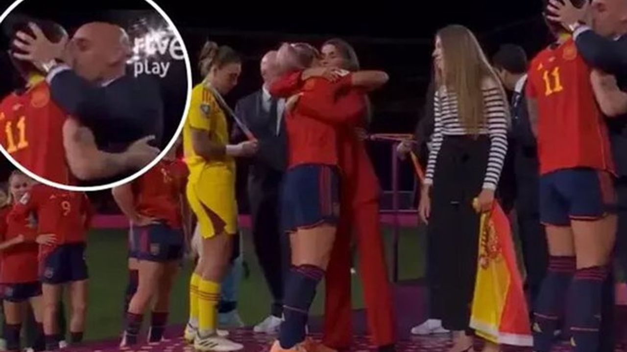 VİDEO HABER / İspanya Kadın Milli Futbol Takımı oyuncularından maçlara çıkmama kararı