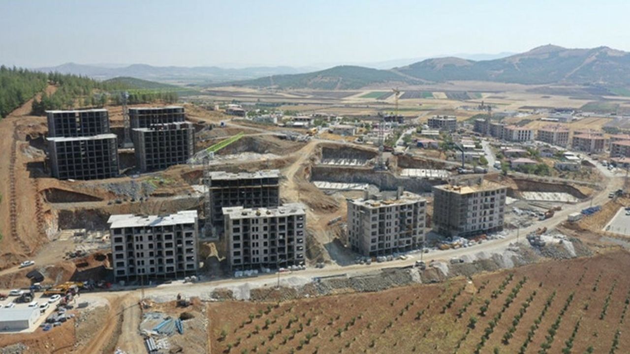 Gaziantep Nurdağı'nda 26 bloktan oluşan kalıcı konut projesinde kaba inşaatın yüzde 70'i tamamlandı