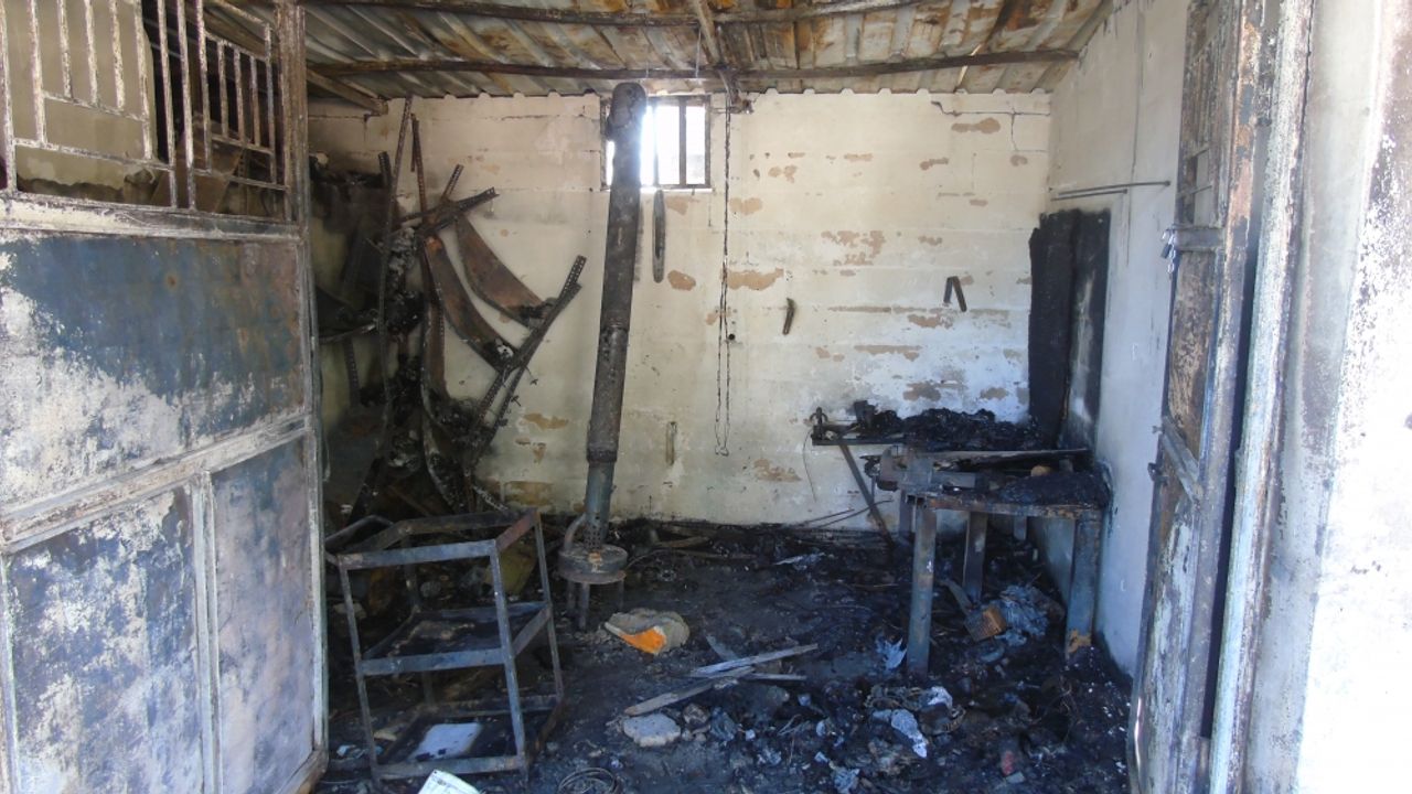 Gaziantep'te iş yerinde çıkan yangın söndürüldü