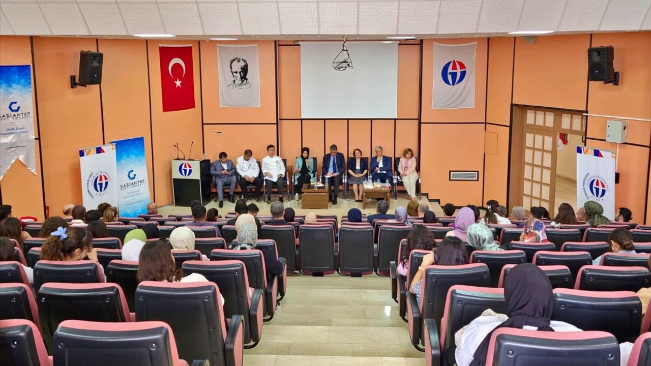 Türkiye'nin yöresel lezzetleri GAÜN'de buluştu