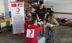 Türk Kızılay Filistin'de yaraları sarmaya devam ediyor