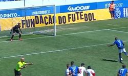 Portekiz 2. Ligi'nde garip penaltı vuruşu