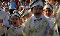 Almanya'lı hayırsever gurbetçi 7 çocuğu sünnet ettirdi