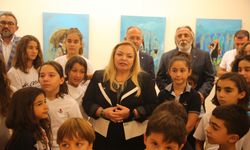 Gaziantep'te "Zaman-Sızlar" temalı kişisel resim sergisi açıldı