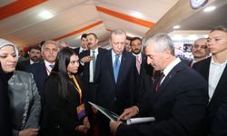 Cumhurbaşkanı Erdoğan Şahinbey standını ziyaret etti