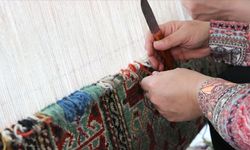 Gaziantepli kadınların dokuduğu halılar Japon evlerini süslüyor