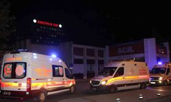 Sağlık ekibine yardım için giden ekipleri bıçakladı: 1’i bekçi 3’ü polis 4 yaralı