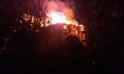 4 katlı binada korkutan yangın