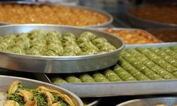 Artık tadını kaçırdınız iyice ! 20 gün önce yüzde 20 zam yapılan baklavaya, dün de yüzde 17 daha zam geldi…