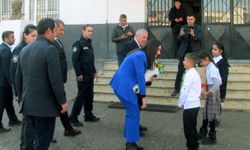 Araban'da öğrenciler karne sevinci