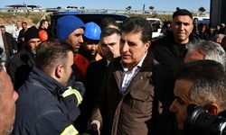 GAZİANTEP - IKBY Başkanı Barzani, depremden etkilenen İslahiye ilçesini ziyaret etti