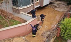 Gaziantep'teki su baskınlarında 49 kişi belediye ekiplerince kurtarıldı