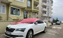 Kilis'te araçlara halılı kartonlu "dolu" önlemi