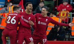 Liverpool, Manchester United’a gol oldu yağdı