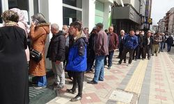 Gaziantep'te 6 ay ödemesiz 36 ay vadeli kredi başvuruları başladı. Bankalarda kredi kuyruğu