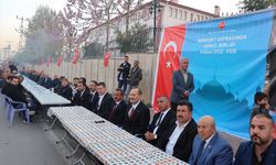 MHP Kilis İl Teşkilatı üyeleri depremzedelerle iftarda buluştu