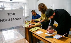 Türkiye sandık başında | Oy verme işlemi devam ediyor
