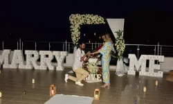 "Üvey Annem" Dizisinin Çekimlerinde Sürpriz Evlilik Teklifi