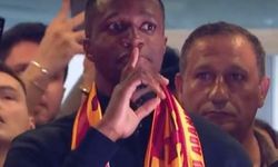 VİDEO HABER / Galatasaray’ın transfer görüşmelerine başladığı Wilfried Zaha, İstanbul’a geldi.