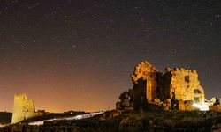 Gökyüzü tutkunları 3 bin yıllık Zerzevan Kalesi’nde buluştu
