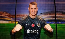 Fenerbahçe, Livakovic ile 5 yılık sözleşme imzaladı