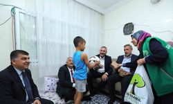 Gül ve Fadıloğlu Yetim Çocuklarla Bir Araya Geldi