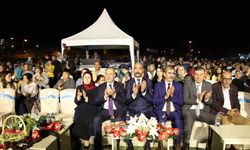 Oğuzeli’nde Nar ve Kurutmalık festivali Öykü Gürman ile renklendi