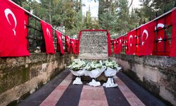 ŞEHİT KAMİL VE ANNESİ İLE ÖZDEMİR BEY İÇİN TÖREN DÜZENLENDİ