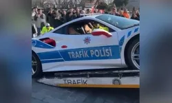 VİDE/Ferrari polis aracı Sultanahmet meydanında sergileniyor