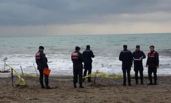 Manavgat’da sahilde kimliği belirsiz 2 erkek cesedi bulundu