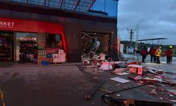 VİDEO / Akaryakıt istasyonunda patlama: 2 yaralı