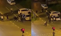 Kaza sonrası sokak ortasında kavga kamerada