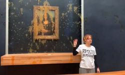 Şok Görüntüler, Fransa’da aktivistler Mona Lisa tablosuna çorba fırlattı