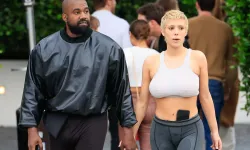 Yok Artık Kanye West'in Eşi Doğum gününe minicik sütyeniyle geldi