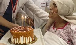 Gaziantepli 111 yaşındaki Hatice nine hayata beşinci kez "merhaba" dedi