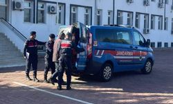 Gaziantep'te trafik levhalarını çalarken yakalanan şüpheli tutuklandı